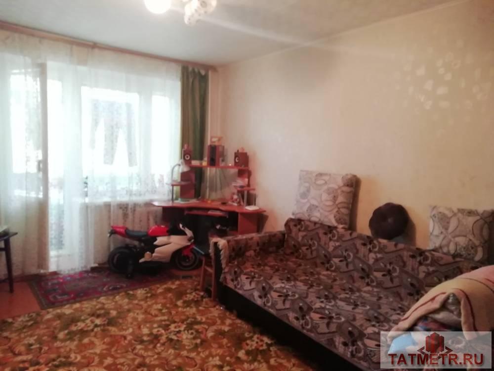 Продажа / Квартиры, Зеленодольск, Степная улица, 2 300 000 Продается хорошая двухкомнатная квартира, расположенная в спокойном районе г. Зеленодольск. Комнаты просторные,...
