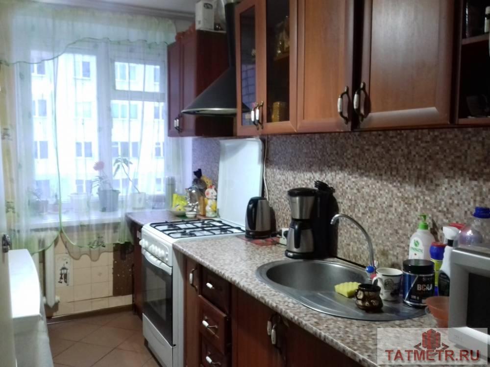 Продажа / Квартиры, Зеленодольск, Загородная улица, 1 560 000 Продается отличная квартира с хорошей планировкой в городе Зеленодольске. Зал 17 кв.м., спальня 9 кв.м., кухня 6... - 4