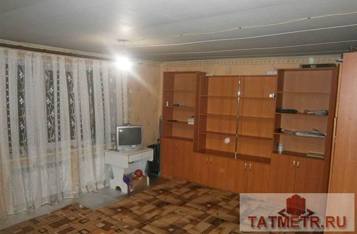 Продажа / Квартиры, пгт. Нижние Вязовые, Строительная улица, 1 230 000 ПРОДАЕТСЯ просторная трехкомнатная квартира с индивидуальным отоплением в пгт. Нижние Вязовые. Окна пластиковые, на... - 1