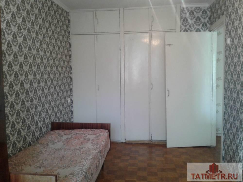 Продается хорошая трехкомнатная квартира в г. Зеленодольск. Квартира уютная, просторная, светлая, теплая, комнаты на... - 2