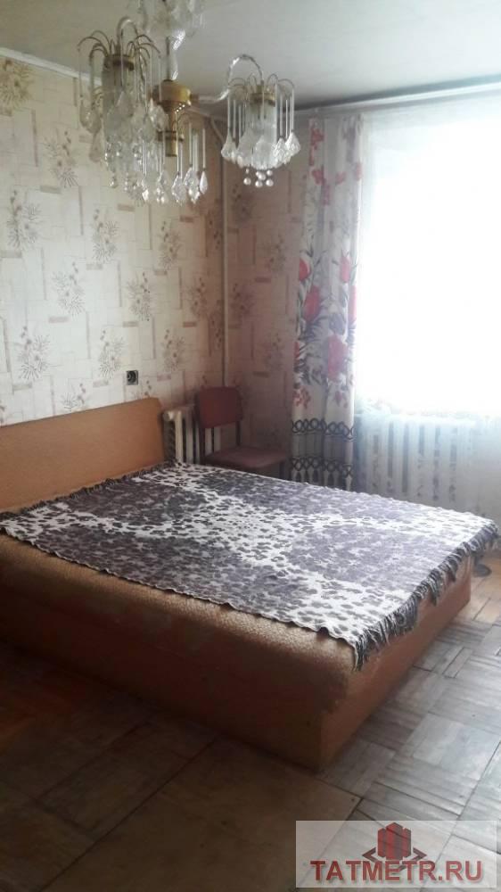 Продажа / Комнаты, Зеленодольск, Чапаева улица, 350 000 Продается комната в центре г. Зеленодольск. Комната просторная, светлая, уютная. На окнах стеклопакет. Новая входная...