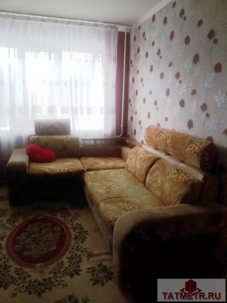 Продажа / Квартиры, Зеленодольск, Комарова улица, 1 149 000 Продается отличная двухкомнатная квартира в центре мирного в г. Зеленодольск. Квартира большая, светлая, уютная. Окна...