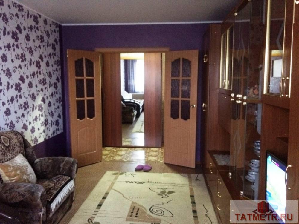 Продажа / Квартиры, Зеленодольск, Комарова улица, 2 950 000 ПРОДАЕТСЯ хорошая трехкомнатная квартира в г. Зеленодольск. Комнаты раздельные, просторные, светлые, с хорошим... - 1