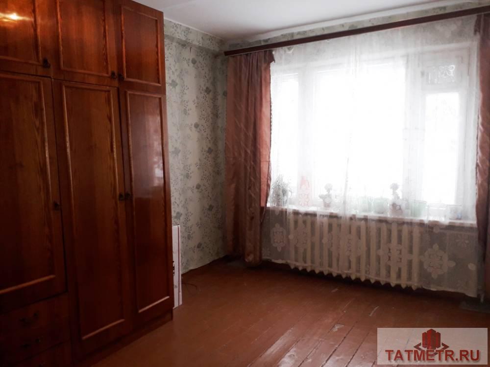 ПРОДАЕТСЯ хорошая двухкомнатная квартира в г. Зеленодольск.  Квартира светлая, теплая, не угловая, комнаты... - 2