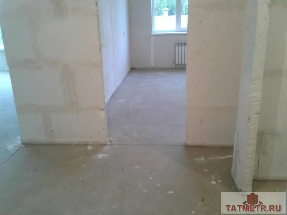 Продажа / Квартиры, пгт. Васильево, Ленина улица, 2 850 000 Квартира с индивидуальным отоплением в центре пгт. Васильево. Квартира в черновой отделке. Комната с панорамным... - 4