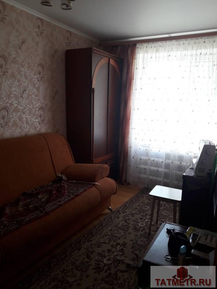 Продается трехкомнатная квартира в микрорайоне Машиностроитель в г.Волжск. Квартира с хорошим ремонтом. Во дворе... - 2