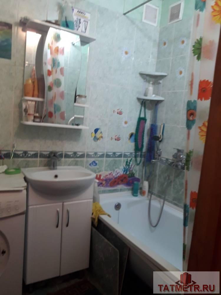 Продается трехкомнатная квартира в микрорайоне Машиностроитель в г.Волжск. Квартира с хорошим ремонтом. Во дворе... - 6