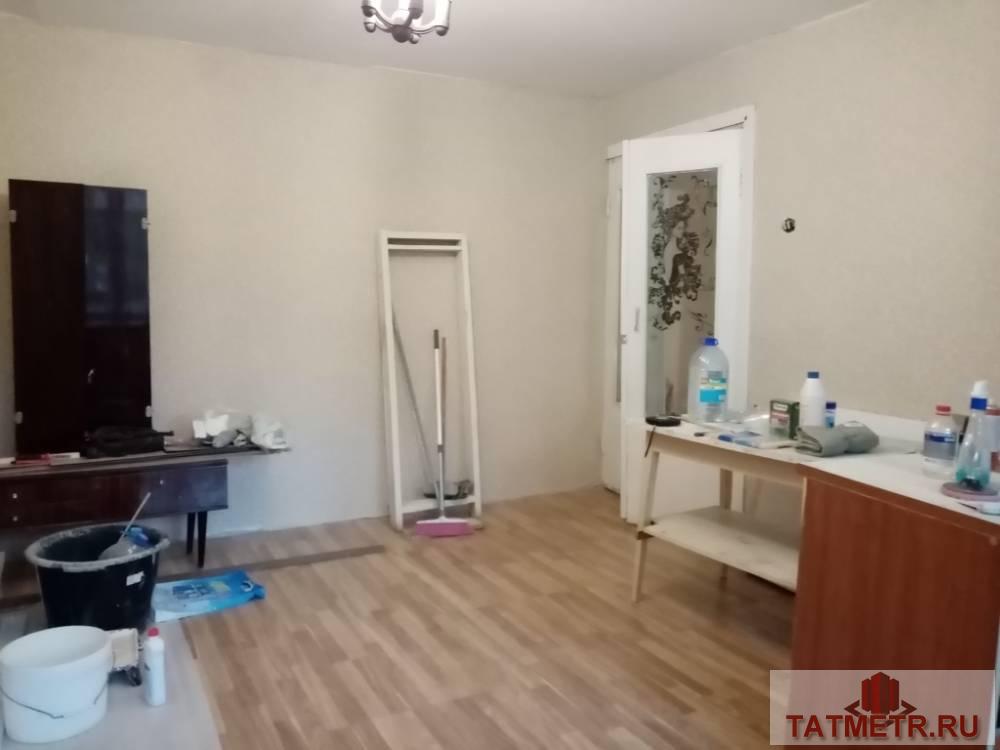 Продажа / Квартиры, Зеленодольск, Хазиева улица, 2 300 000 Продается отличная квартира в г. Зеленодольск. Квартира светлая, уютная, просторная с ремонтом. Санузел раздельный.... - 2
