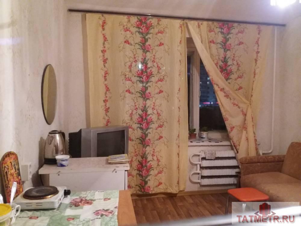 Продажа / Комнаты, Зеленодольск, Комарова улица, 399 000 ПРОДАЕТСЯ отличная комната в блоке в г. Зеленодольск. Комната тёплая, уютная в хорошем состоянии. Санузел раздельный....