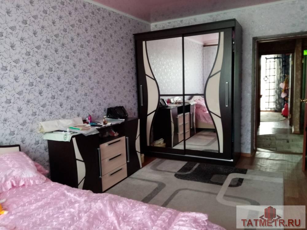 Продается замечательная квартира в кирпичном доме в г.Зеленодольск,  мкр.Мирный. Квартира в отличном состоянии, окна:... - 2