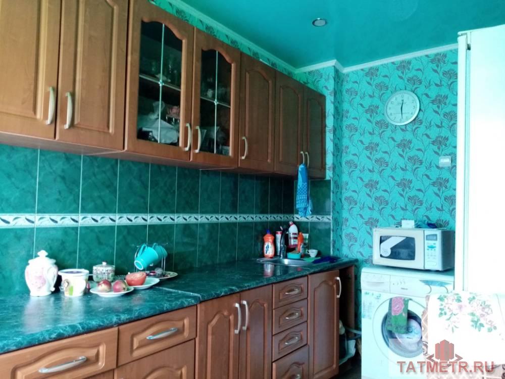 Продажа / Квартиры, Зеленодольск, Комарова улица, 3 060 000 Продается замечательная квартира в кирпичном доме в г.Зеленодольск, мкр.Мирный. Квартира в отличном состоянии, окна:... - 3