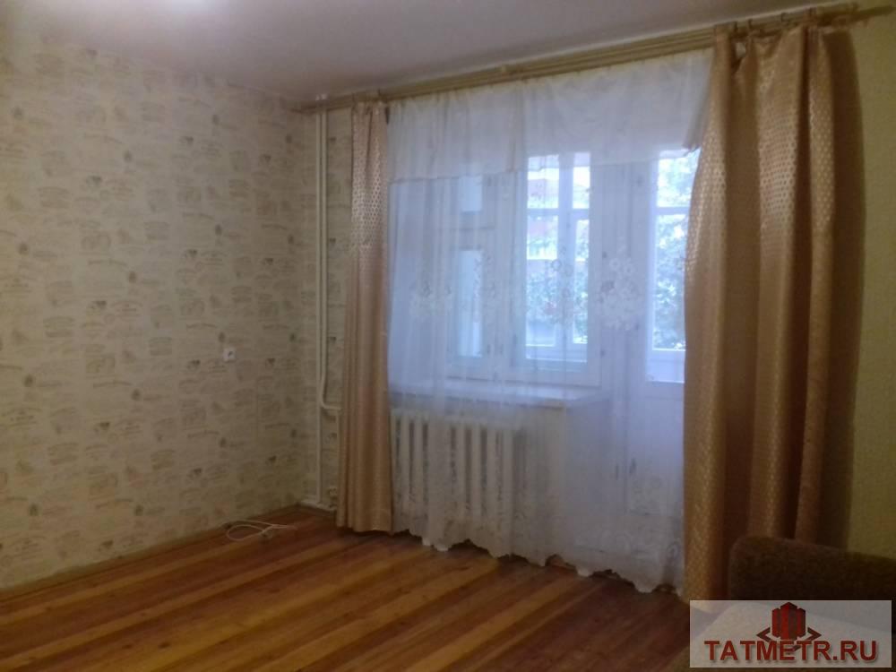 Аренда / Жилая / Квартира, Зеленодольск, Шустова улица, 9 000 Сдается отличная квартира в г. Зеленодольск. В квартире имеется диван, два кресла, стол, холодильник. Рядом банки,... - 1