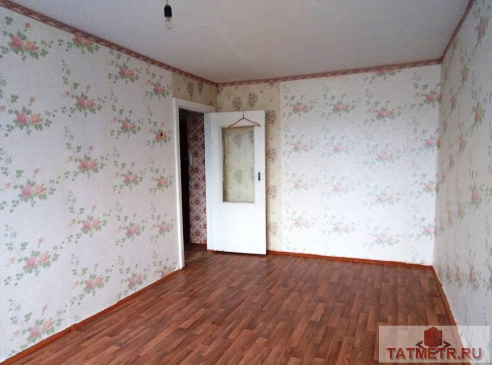 Продается отличная, чистенькая, светлая в кирпичном доме  однокомнатная квартира в хорошо развитом районе г. Волжск.... - 4