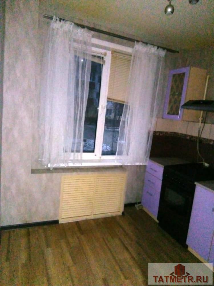 Аренда / Жилая / Квартира, Зеленодольск, Норкина улица, 12 000 Сдается двухкомнатная квартира в центре г. Зеленодольск. Из мебели: кухонный гарнитур, кровать, тумба. Квартира... - 3