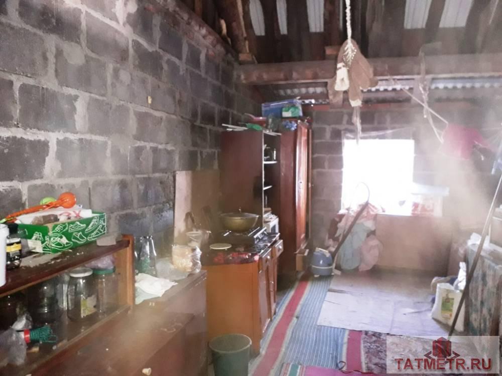 Продажа / Жилая / Дом с участком, пгт. Нижние Вязовые, Ленина улица, 899 000 ПРОДАЕТСЯ хороший, бревенчатый дом в пгт. Нижние Вязовые. В доме просторная комната, кухня, установлены пластиковые... - 4