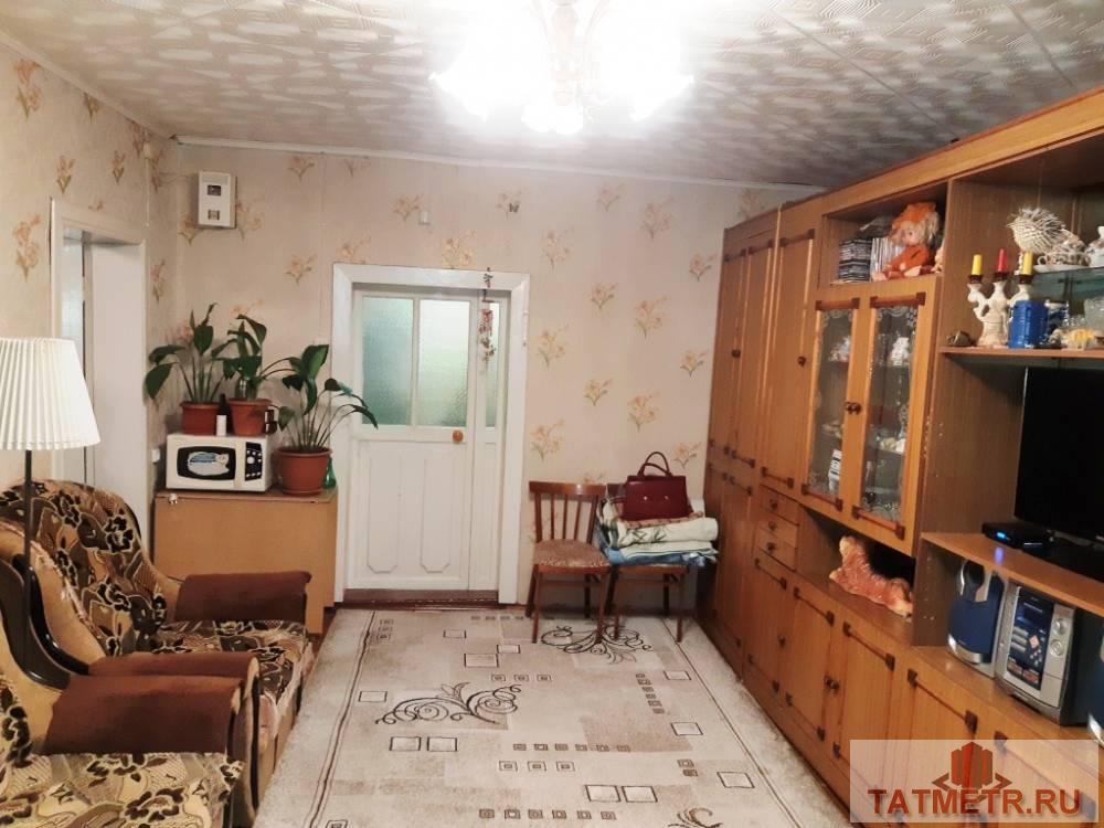 Продажа / Жилая / Дом с участком, Зеленодольск, Восточная улица, 1 890 000 ПРОДАЕТСЯ отличный крепкий дом в г. Зеленодольск. В доме имеются две просторные комнаты, кухня, прихожая. Все... - 1