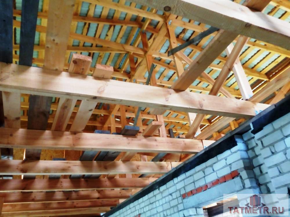 Продажа / Жилая / Дом с участком, Зеленодольск, Революции улица, 2 800 000 Хороший, добротный дом в черновой отделке в городе Зеленодольск. Изготовлен из белого кирпича, по всему периметру... - 3