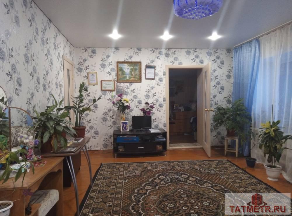 Продажа / Жилая / Дом с участком, Казань, Карпатская улица, 3 499 000 Продается отличный, кирпичный дом в г. Казани. Дом просторный уютный в отличном состоянии. Окна пластиковые, потолки...