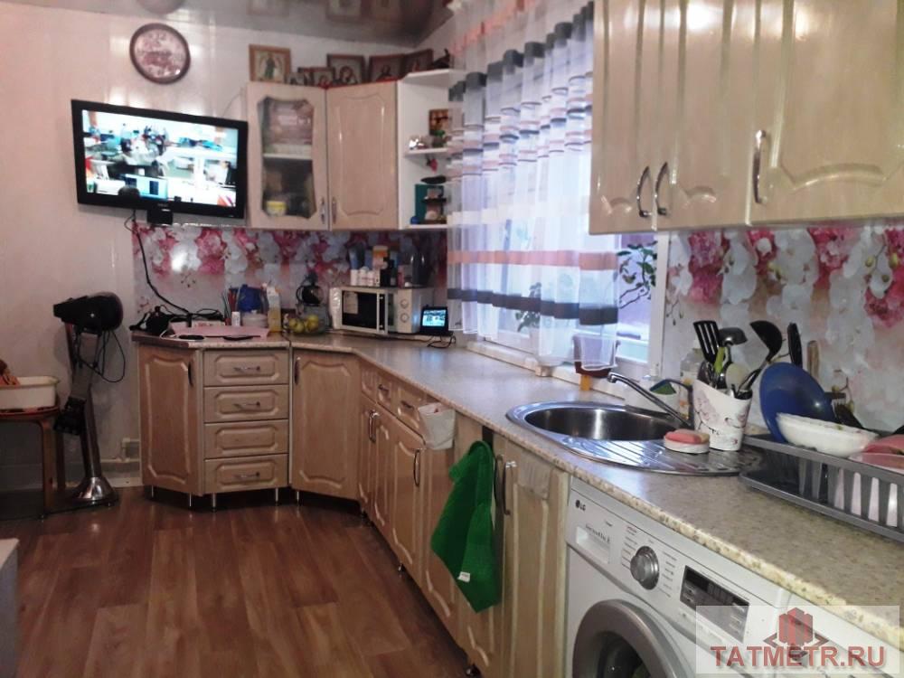 Продажа / Жилая / Дом с участком, Зеленодольск, 1-я Железнодорожная улица, 4 300 000 ПРОДАЕТСЯ дом в центре городе Зеленодольск. Дом 2011 года бревенчатый с кирпичным пристроим. Дом уютный 2 х...