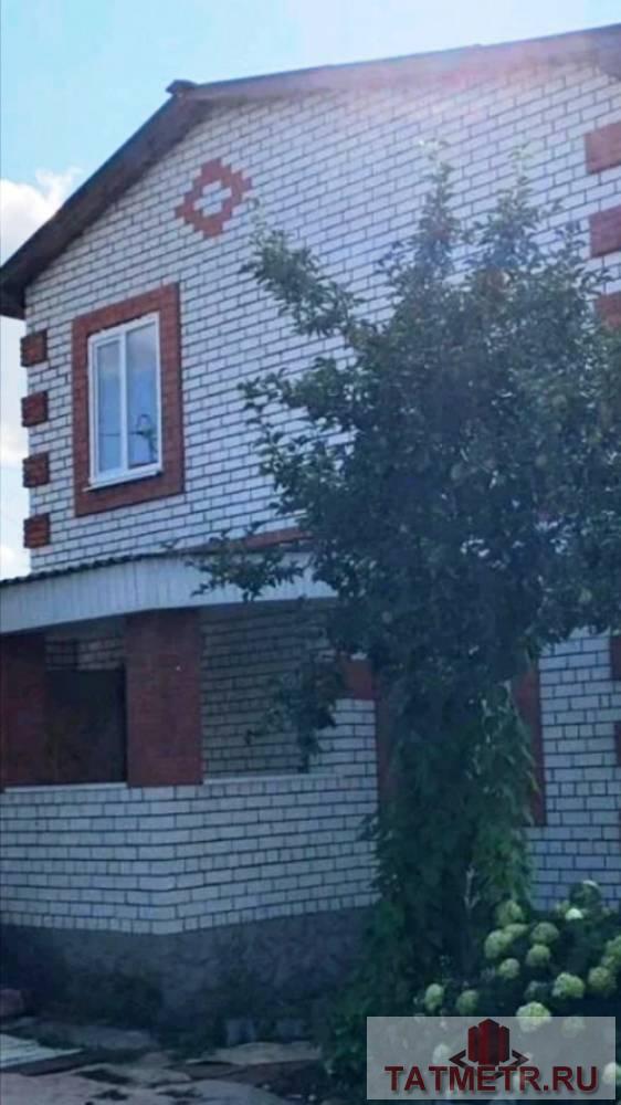 Продажа / Дачи, Волжск, с/о Волгарь, 1 500 000 Продается замечательная 2-х этажная дача в г. Волжске. Домик кирпичный, обшит вагонкой, расположенный на участке 3...