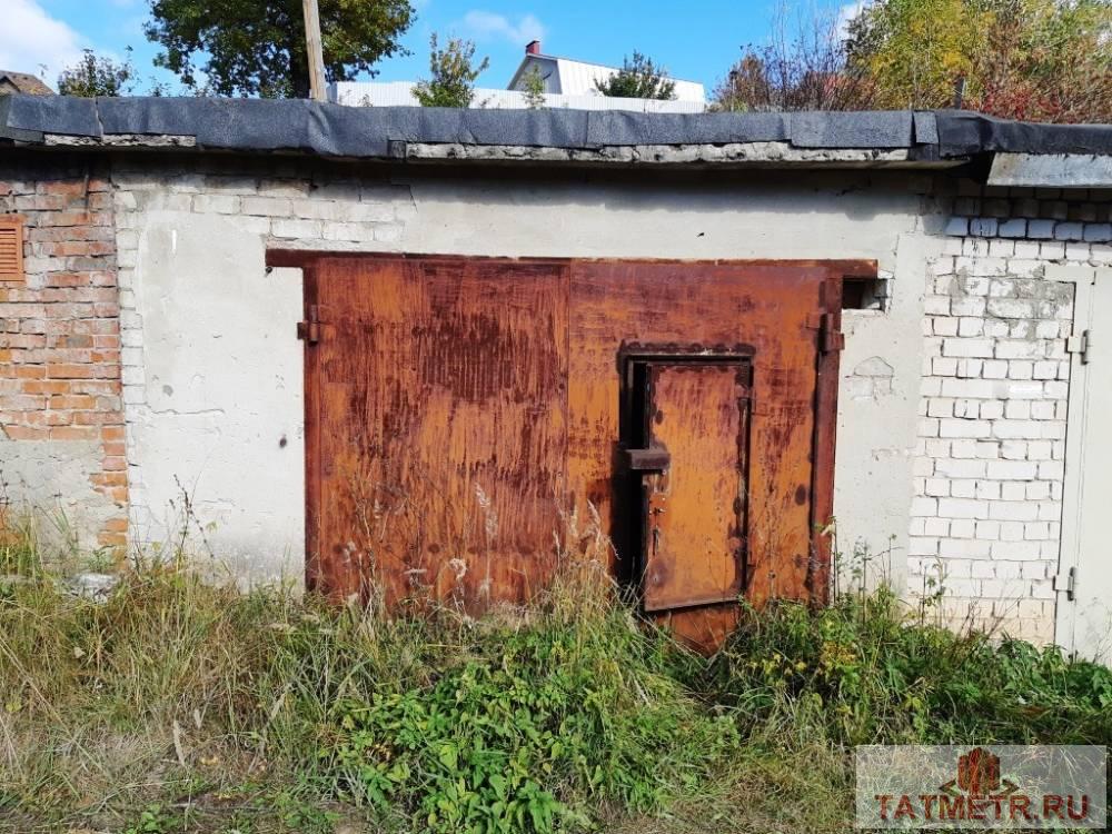 Продажа / Гаражи, Зеленодольск, гск. Горпитомник, 109 000 ПРОДАЕТСЯ отличный капитальный гараж в г. Зеленодольск. Перекрытия железобетонные, в гараже имеется глубокий сухой... - 2