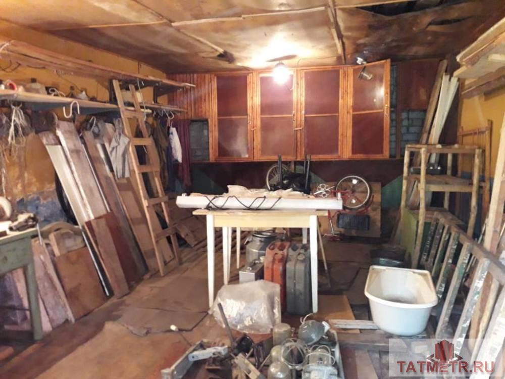 Продажа / Гаражи, Зеленодольск, гск. Музыкальная школа, 145 000 ПРОДАЕТСЯ хороший гараж г. Зеленодольск. Отличный погреб, смотровая яма, свет. Крыша новая, покрыта железом....