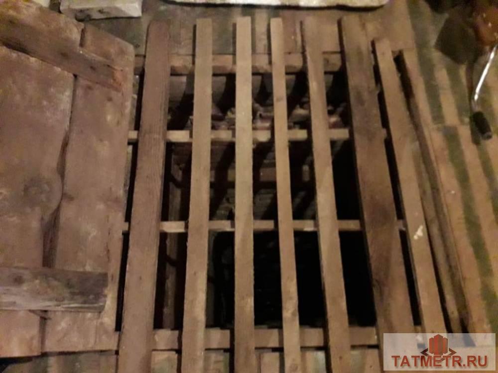 Продажа / Гаражи, Зеленодольск, гск. Музыкальная школа, 145 000 ПРОДАЕТСЯ хороший гараж г. Зеленодольск. Отличный погреб, смотровая яма, свет. Крыша новая, покрыта железом.... - 2