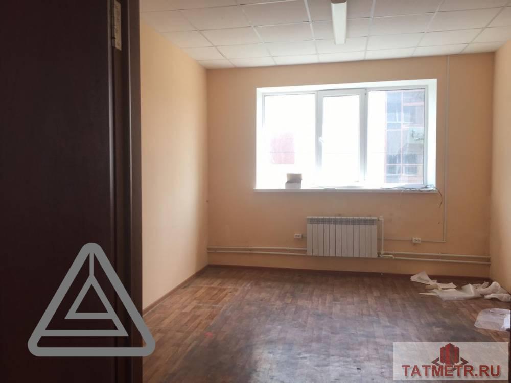 Коммерческая / Аренда / Офисы, Казань, улица Восстания, 35 000 Сдается офисное помещение по адресу ул. Восстания 100 корпус 5 .Химград. В хорошем состоянии. В помещении: —... - 1