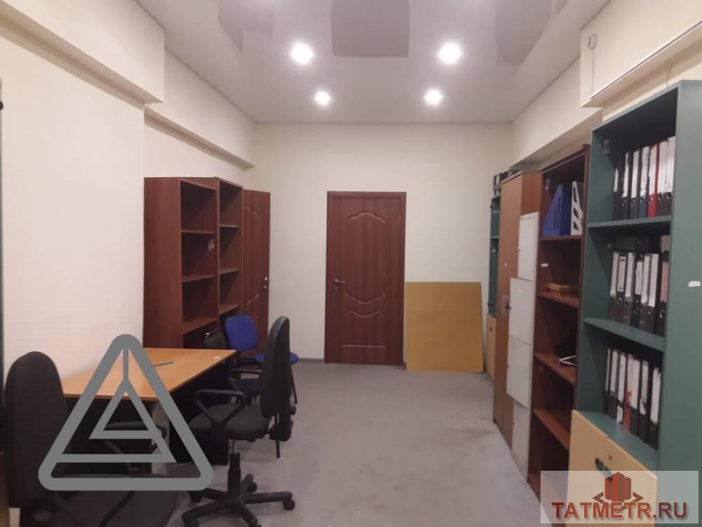 Продажа / Коммерческая / Office, Казань, Петербургская улица, 17 300 000 Продается Помещение с Арендаторами по адресу Петербургская 62. В отличном состоянии. Окупаемость 8 ,5 лет.Арендаторы-... - 1