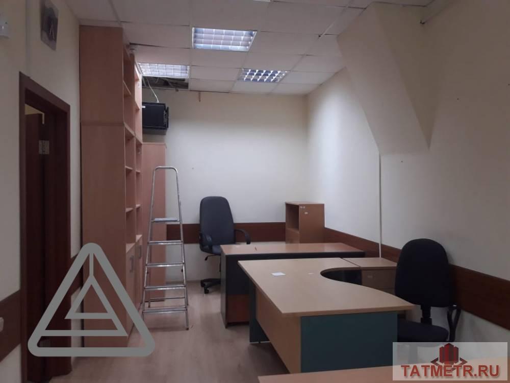 Продажа / Коммерческая / Office, Казань, Петербургская улица, 17 300 000 Продается Помещение с Арендаторами по адресу Петербургская 62. В отличном состоянии. Окупаемость 8 ,5 лет.Арендаторы-... - 3