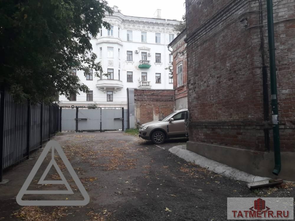 Продажа / Дома и коттеджи, Казань, улица Маяковского, 35 000 000 Продается дом с земельным участком находящийся по адресу : г. Казань, улица Маяковского, д. 29. Кирпичный 3-х... - 3