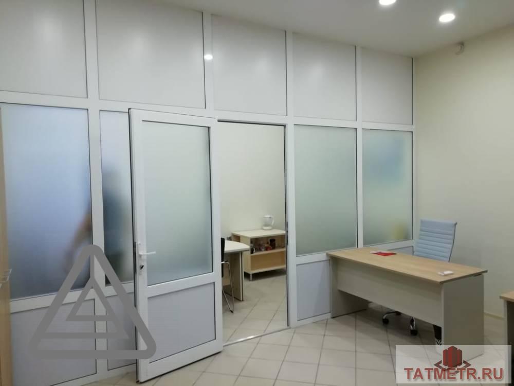 Продажа / Коммерческая / Office, Казань, Московская улица, 3 200 000 Продается помещение 28.9 квм на 2 этаже по адресу Московская 15. В отличном состоянии. В помещении: — Телефон —...