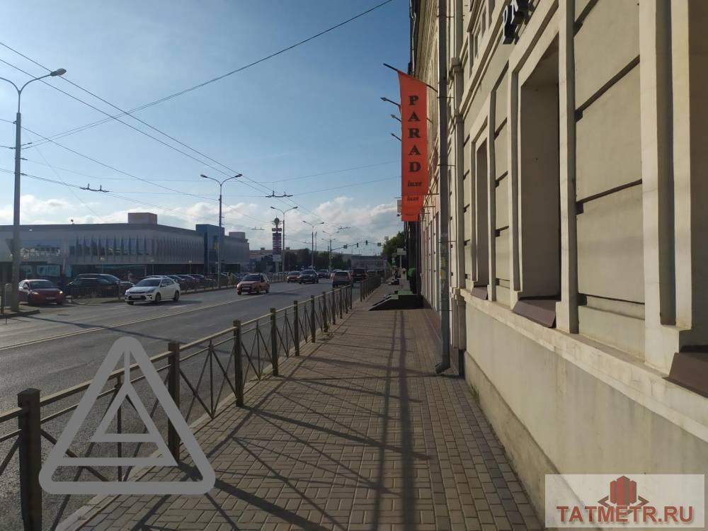 Продажа / Коммерческая / Office, Казань, Московская улица, 3 200 000 Продается помещение 28.9 квм на 2 этаже по адресу Московская 15. В отличном состоянии. В помещении: — Телефон —... - 8