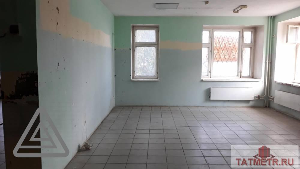 Аренда / Коммерческая / Free purpose, Казань, улица Столярова, 133 000 Сдается помещение свободного назначения по адресу Столярова, 3. В помещении: — Электричество — Отопление — Проведено... - 1
