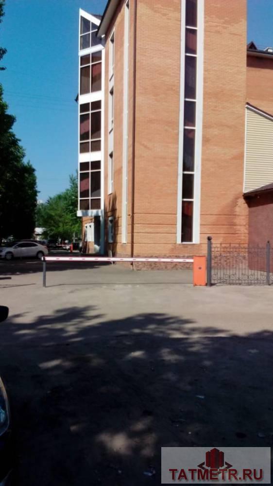 Аренда / Коммерческая / Free purpose, Казань, улица Адоратского, 11 460 Казань г, Ново-Савиновский, улица Адоратского 8Ак1, м. Козья Слобода, сдается Нежилое помещение, общ. пл. 17.63...