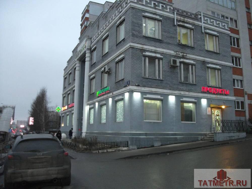 Продажа / Коммерческая / Office, Казань, 2-я Азинская улица, 25 884 000 Казань г, Советский, 2-я Азинская улица 1А, продается Офис, общ. пл. 287.6 кв.м., 2/3 этаж, Продается офисное...