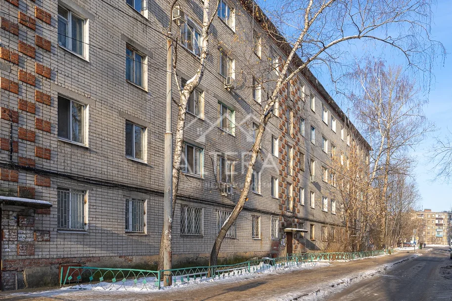 Продажа / Квартиры, Казань, улица Дежнёва, 1 500 000 Ищите бюджетную ухоженную квартиру в отличной локации ? Тогда Вам к нам! Оборудованная всем необходимым, ждет своих... - 1
