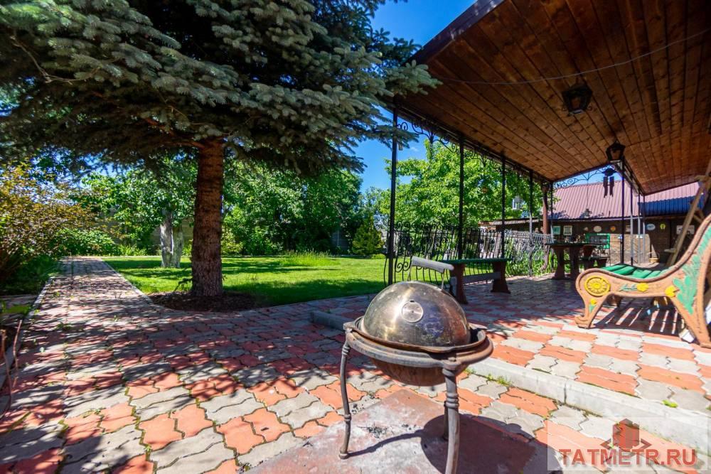 Продажа / Дома и коттеджи, Казань, Таганрогская улица, 11 900 000 Продается УНИКАЛЬНЫЙ дом в поселке «Залесный» с прекрасным расположением. Дом 2002 года постройки общей площадью 235... - 2