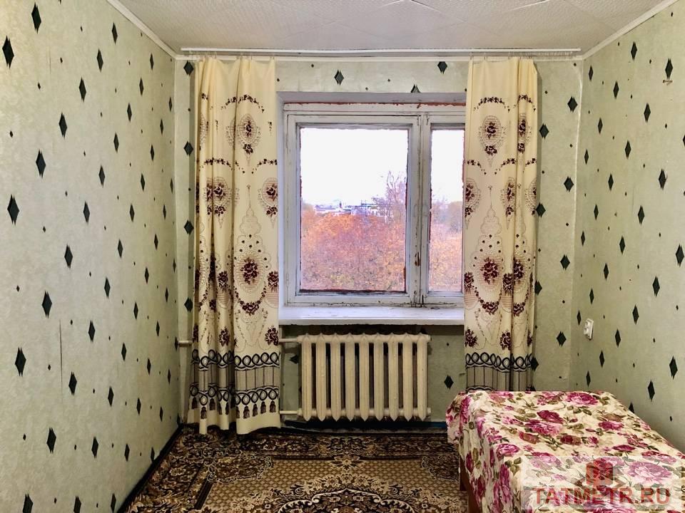 Продажа / Комнаты, Казань, улица Мазита Гафури, 880 000 Уютная и теплая комната в кирпичном доме, которая находится в блоке с хорошими соседями. Семейные пары и добрая... - 2