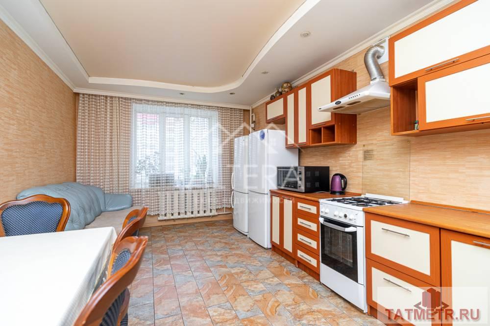Продажа / Квартиры, Казань, улица Аделя Кутуя, 8 200 000 Предлагаем Вашему вниманию просторную трехкомнатную квартиру в Советском районе г.Казани. Квартира площадью 128 м2... - 1