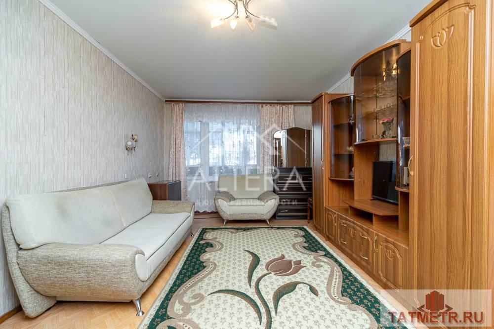 Продажа / Квартиры, Казань, улица Литвинова, 2 480 000 Продам просторную 1-комнатную квартиру по адресу: ул. Литвинова, д.55. О КВАРТИРЕ: • Отличная планировка с большой... - 1