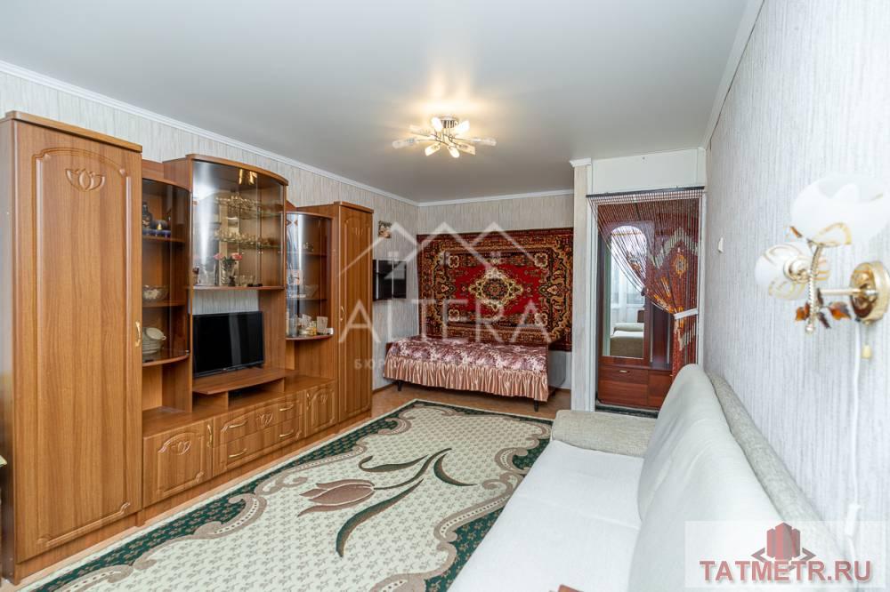 Продажа / Квартиры, Казань, улица Литвинова, 2 480 000 Продам просторную 1-комнатную квартиру по адресу: ул. Литвинова, д.55. О КВАРТИРЕ: • Отличная планировка с большой... - 2