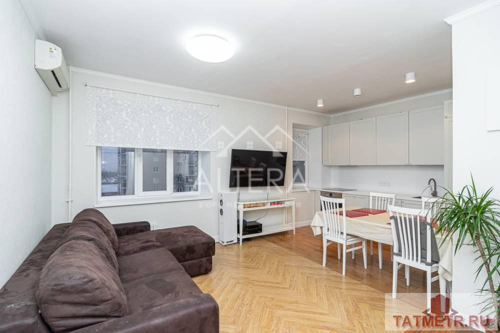 Продажа / Квартиры, Казань, улица Заря, 8 800 000 Ул. Заря д.16 продам 2-комнатную квартиру, площадь 81,8 кв. м. на 9/10. В квартире сделан шикарный ремонт из...
