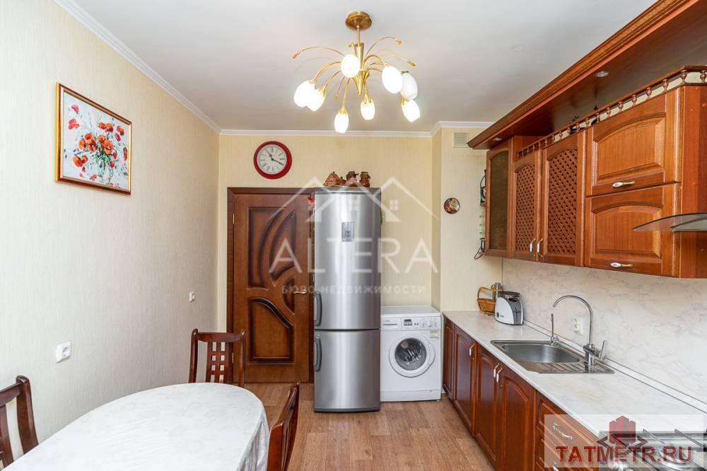 Продажа / Квартиры, Казань, улица Космонавтов, 6 100 000 Продам просторную 2-комнатную квартиру по адресу: ул. Космонавтов, д.42А О КВАРТИРЕ: • Отличная планировка, общая... - 9