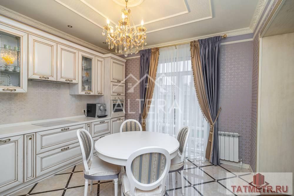 Продажа / Дома и коттеджи, Дубровка, улица Дуслык, 17 999 000 В элитном коттеджном поселке Западная Ореховка, продается шикарный дом с дизайнерским ремонтом в английском стиле.... - 1