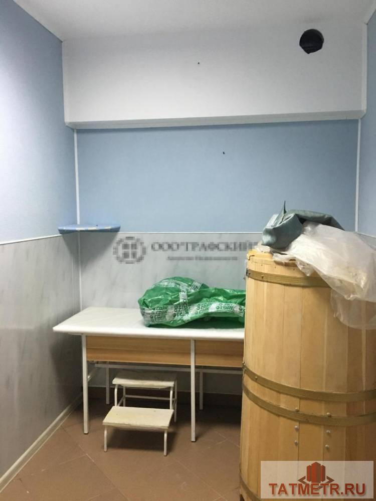 Аренда / Коммерческая / Free purpose, Казань, улица Максимова, 50 000 Сдаю помещение свободного назначения 100 кв. м. в самом центре Авиастроительного района. Помещение в новом доме, с... - 4