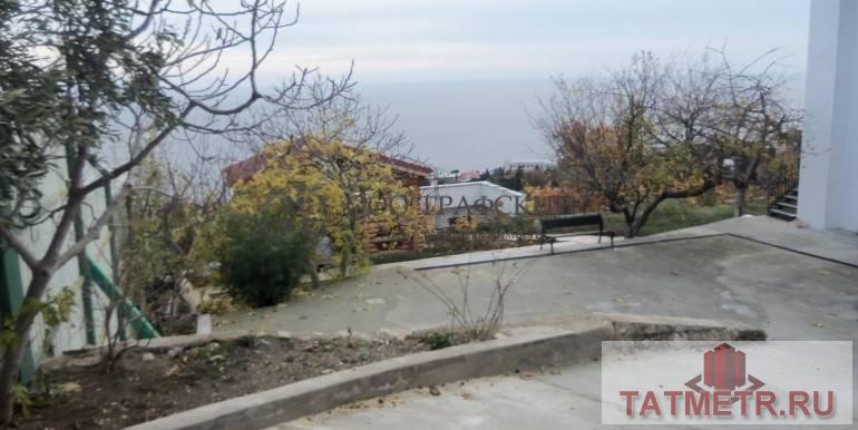 Продажа / Коммерческая / Hotel, Алупка, 50 000 000 Продаю гостиницу . Общая площадь 400 кв.м, 3 этажа+мансарда, 8 номеров. Земельный участок 12 соток. Большие окна... - 1
