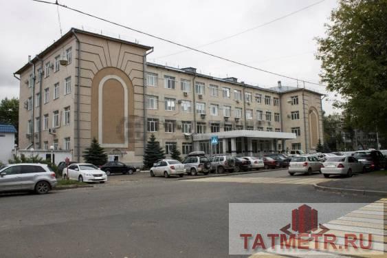 Продажа / Коммерческая / Business, Казань, улица Журналистов, 285 000 000 Действующий Бизнес-центр на пересечении ул. Журналистов и Ак.Губкина. Общая площадь 4727,5 квадратных метров, площадь...