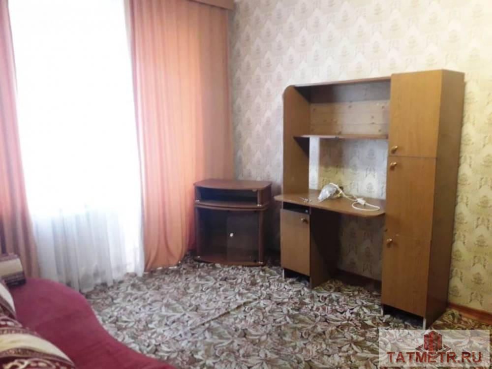 Аренда / Жилая / Квартира, Зеленодольск, Карла Маркса улица, 9 000 СДАЕТСЯ отличная квартира в центр г. Зеленодольск. Квартира просторная, светлая, на окнах пластиковый стеклопакет,... - 1