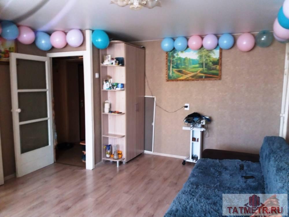 Продажа / Квартиры, Зеленодольск, Загородная улица, 1 350 000 Продается двухкомнатная квартира в г. Зеленодольск. В квартире сделан ремонт: пластиковые окна, натяжные потолки, на... - 1